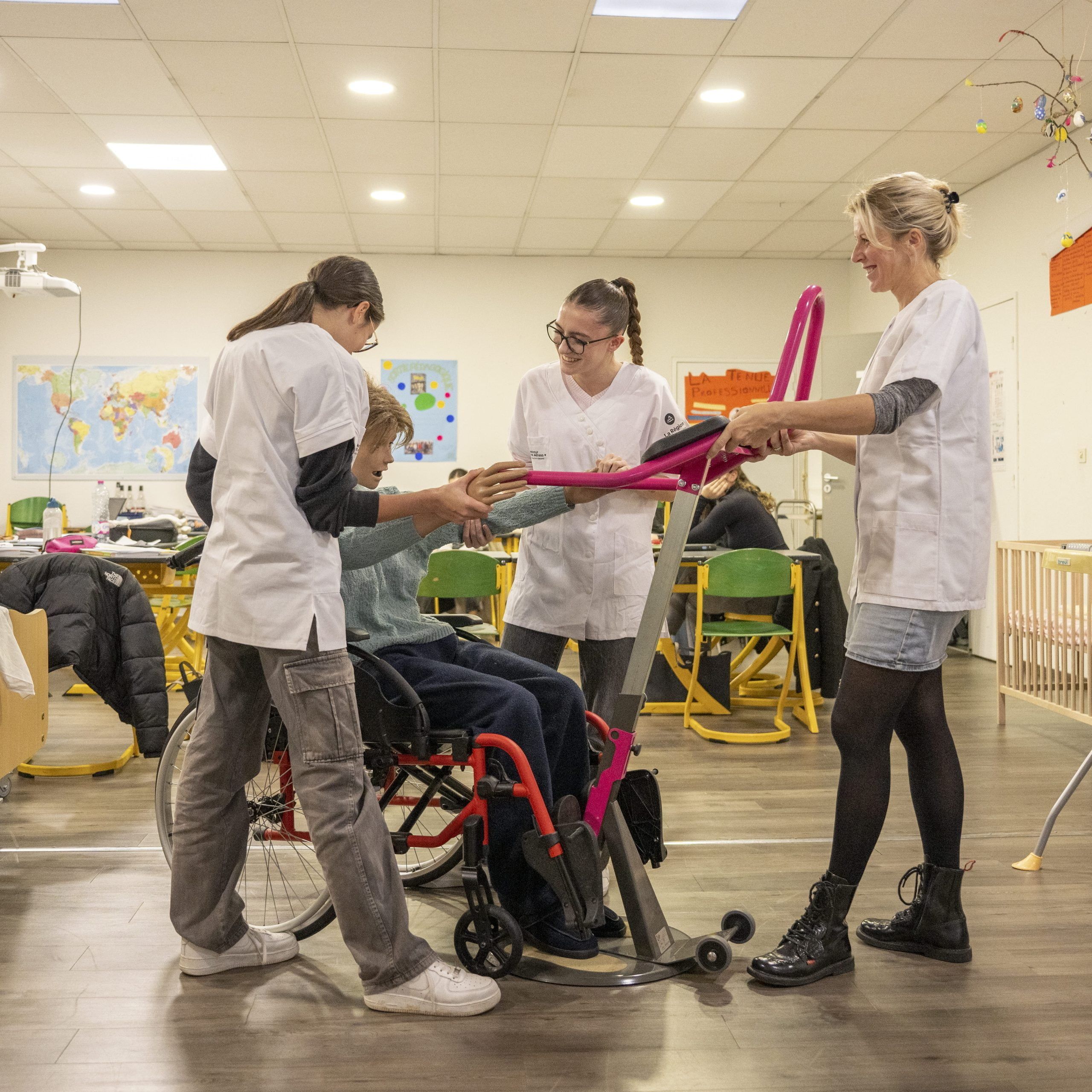 BAC PRO Accompagnement soins et services à la personne